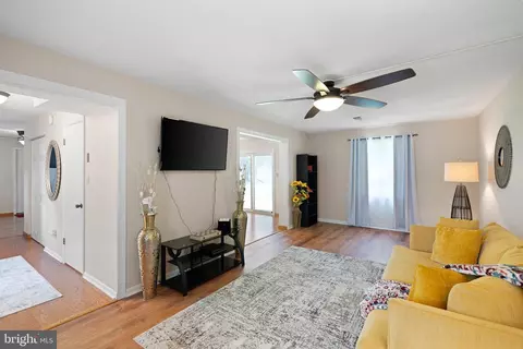 102 Royal Grant Way, Dover, DE 19901 photo 4