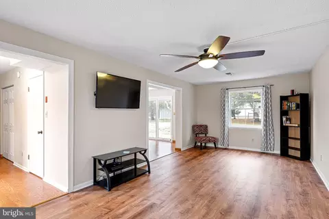 102 Royal Grant Way, Dover, DE 19901 photo 14