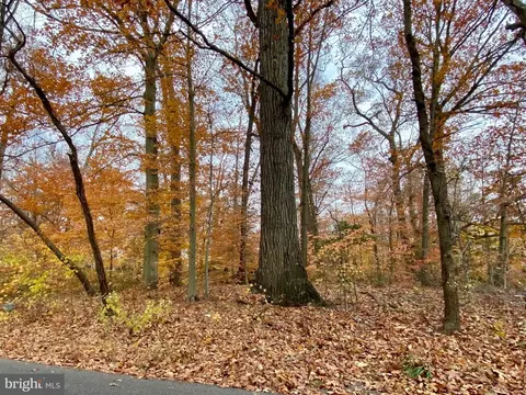 14 Laurel Dr, Dover, DE 19901