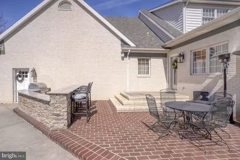 Exterior - 50 Elizabeth Ave, Dover, DE 19901 photo 10 of 13