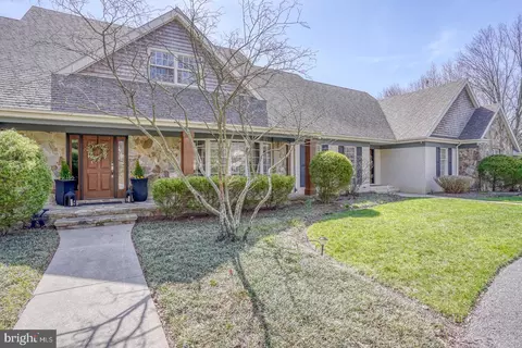 Exterior - 50 Elizabeth Ave, Dover, DE 19901 photo 2 of 13