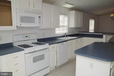 Kitchen - 427 Moore Pl #427, Dover, DE 19901 photo 1 of 1