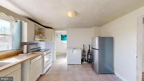 Kitchen - 730 Forest St, Dover, DE 19904 photo 2 of 3
