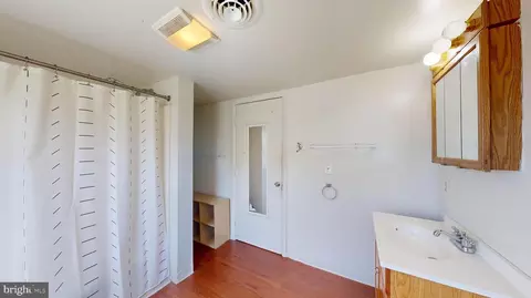 Bedroom - 730 Forest St, Dover, DE 19904 photo 1 of 3
