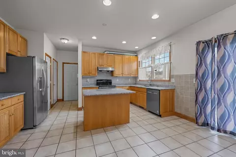 Kitchen - 77 Stone Ridge Dr, Dover, DE 19901 photo 1 of 5