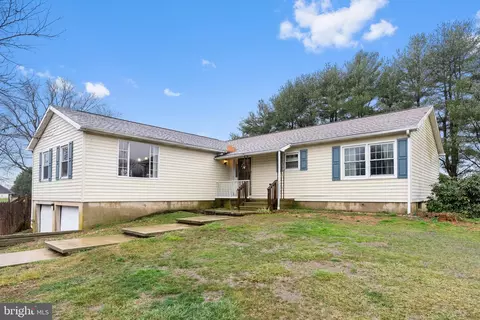 1586 Bryn Zion Rd, Smyrna, DE 19977