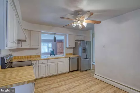 74 S Fairfield Dr, Dover, DE 19901 photo 19