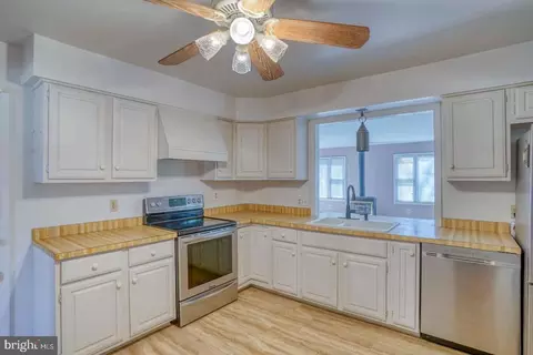 74 S Fairfield Dr, Dover, DE 19901 photo 20