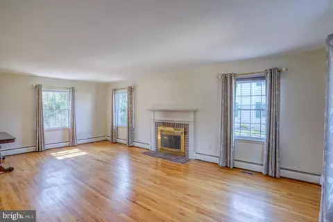 74 S Fairfield Dr, Dover, DE 19901 photo 13