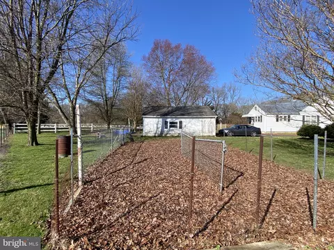 Exterior - 2567 Forrest Ave, Dover, DE 19904 photo 11 of 13