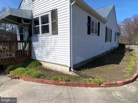 Exterior - 2567 Forrest Ave, Dover, DE 19904 photo 7 of 13