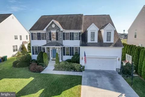 998 W Birdie Ln, Magnolia, DE 19962