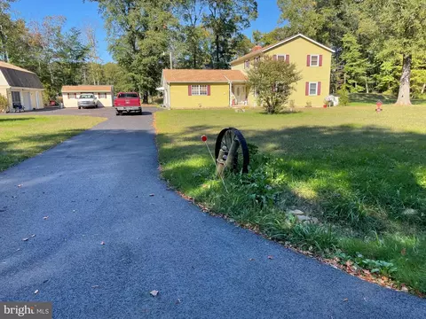 71 Oak Point School Rd, Camden Wyoming, DE 19934