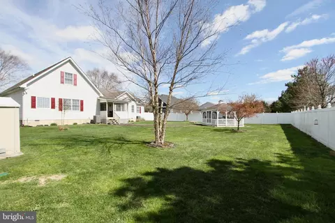 Exterior - 1614 Forrest Ave, Dover, DE 19901 photo 3 of 4