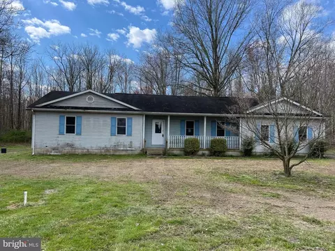 8972 Burnite Mill Rd, Felton, DE 19943
