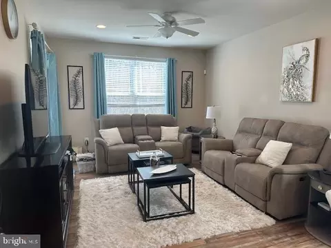 Living - 113 Starfire Ct, Dover, DE 19901 photo 1 of 3