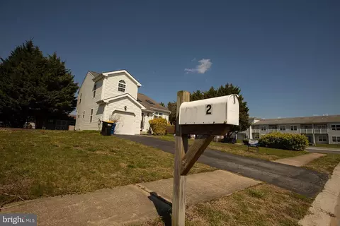 2 Ramunno Dr, Smyrna, DE 19977