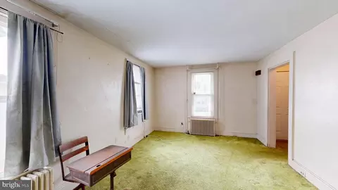 Living - 44 Commerce St, Harrington, DE 19952 photo 3 of 3
