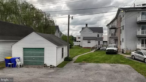 Exterior - 44 Commerce St, Harrington, DE 19952 photo 1 of 1