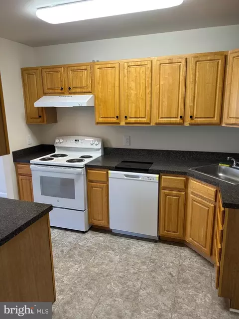 Kitchen - 165 Holmes St, Dover, DE 19901 photo 1 of 3