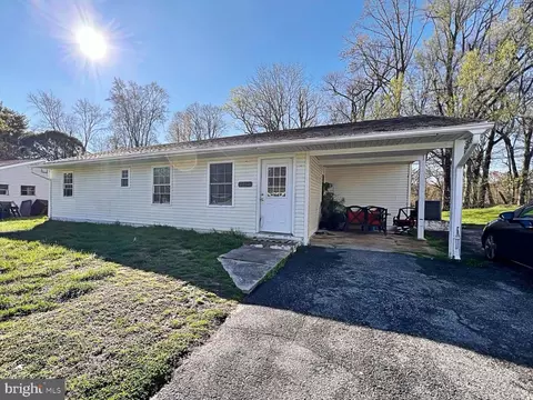 206 S Governors Blvd, Dover, DE 19901 photo 2