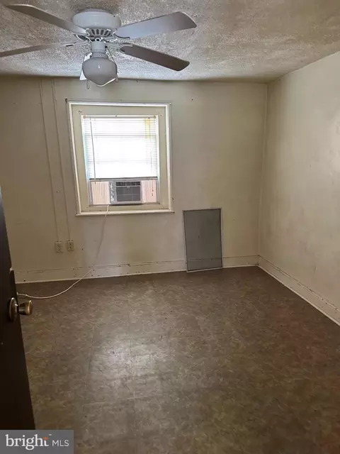 Other - 33 E Commerce St, Smyrna, DE 19977 photo 6 of 12