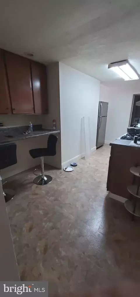 Kitchen - 33 E Commerce St, Smyrna, DE 19977 photo 3 of 4