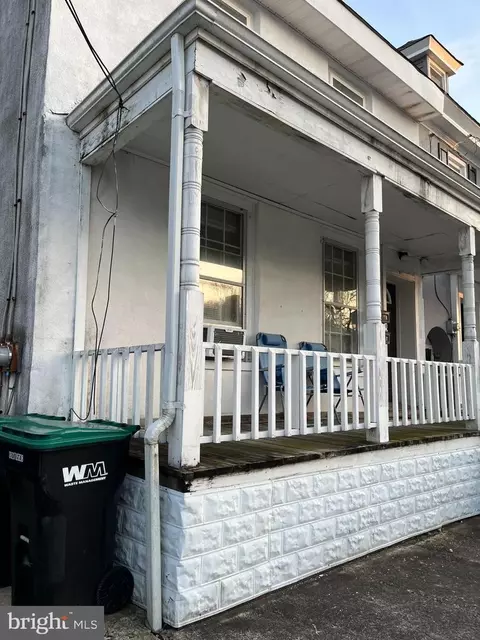33 E Commerce St, Smyrna, DE 19977