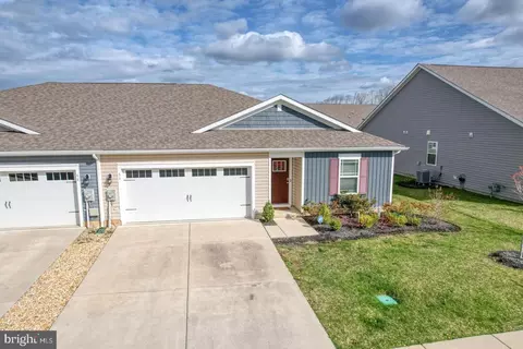 54 Sedmont Cir, Smyrna, DE 19977