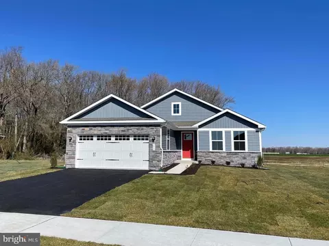 155 Capulet Way, Dover, DE 19901