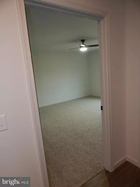 Entry Way - 374 Second St, Dover, DE 19901 photo 6 of 9