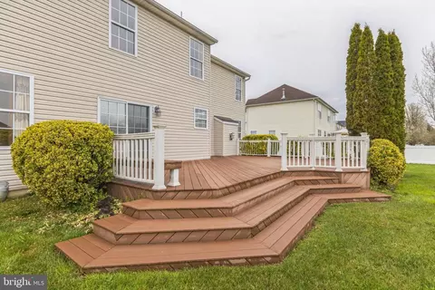 Exterior - 12 Seacroft Dr, Dover, DE 19904 photo 3 of 5