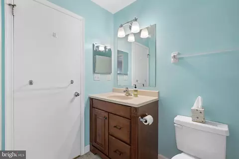 Bath - 341 Cold Spring Pl, Dover, DE 19904 photo 3 of 4