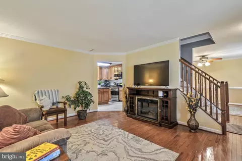 Living - 17 Lordship Ln, Dover, DE 19901 photo 3 of 9
