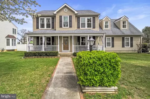17 Lordship Ln, Dover, DE 19901