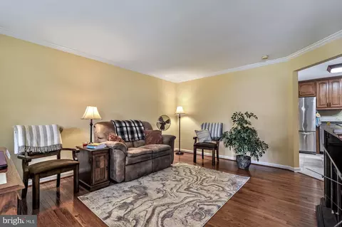 Living - 17 Lordship Ln, Dover, DE 19901 photo 5 of 9