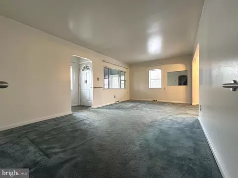 Living - 154 Orchard Ave, Dover, DE 19901 photo 1 of 2