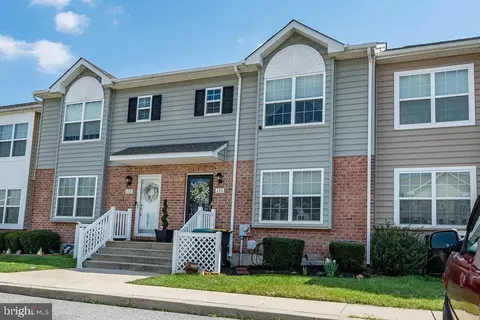 120 Toscano Dr, Smyrna, DE 19977