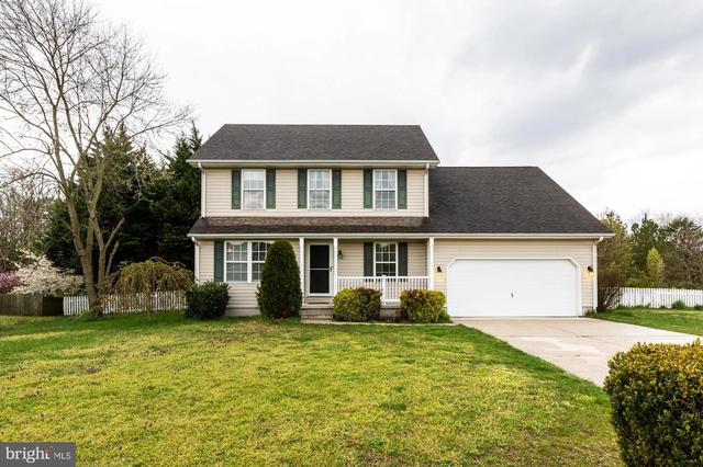 114 Acorn Forest Dr, Felton, DE 19943
