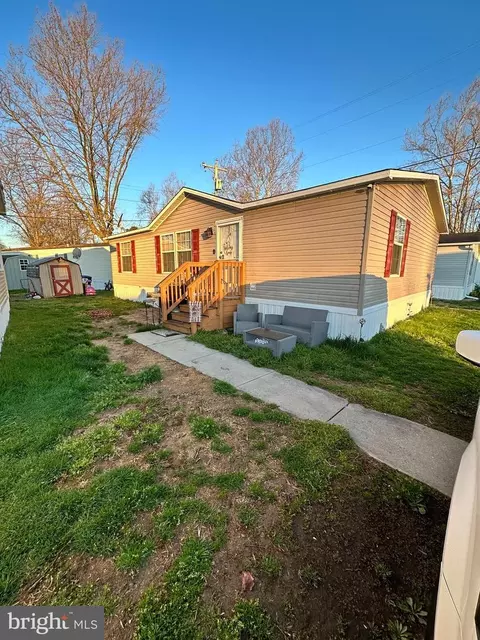 86 Fourth St, Frederica, DE 19946
