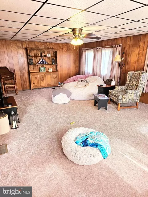 Living - 51 Bergold Ln, Dover, DE 19901 photo 2 of 2