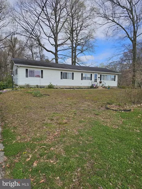 Exterior - 51 Bergold Ln, Dover, DE 19901 photo 2 of 9