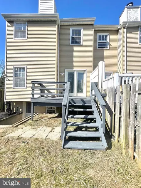 Exterior - 24 Heritage Dr, Dover, DE 19904 photo 3 of 8