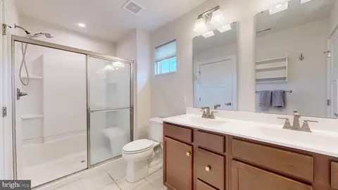 Bath - 373 Laertes Dr, Dover, DE 19901 photo 3 of 3