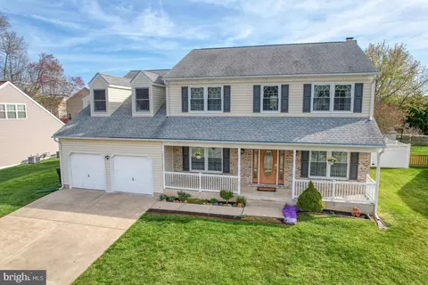 23 Pin Oak, Dover, DE 19904