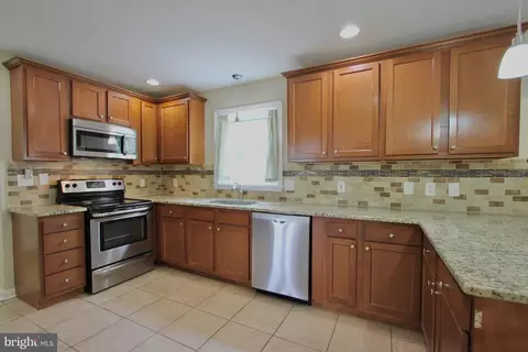 Kitchen - 14 Concord Rd, Dover, DE 19904 photo 1 of 6