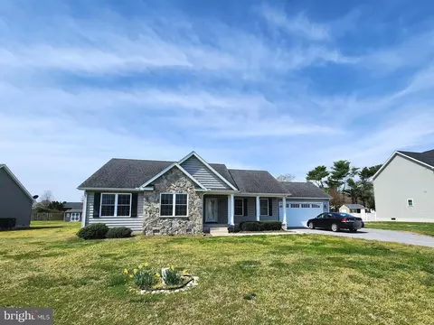 237 Nightingale Dr, Milford, DE 19963