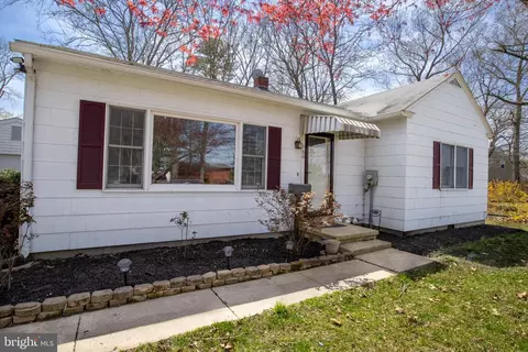 Exterior - 750 Holly Dr, Dover, DE 19904 photo 3 of 5