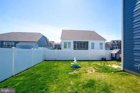 Exterior - 55 Pinyon Ct, Dover, DE 19901 photo 3 of 17