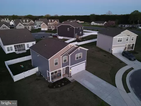 55 Pinyon Ct, Dover, DE 19901